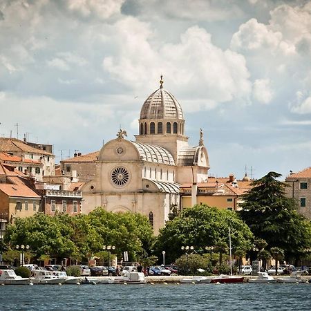 City Coast Apartments Sibenik Luaran gambar
