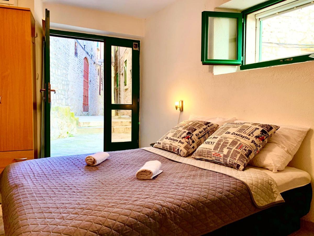 City Coast Apartments Sibenik Luaran gambar