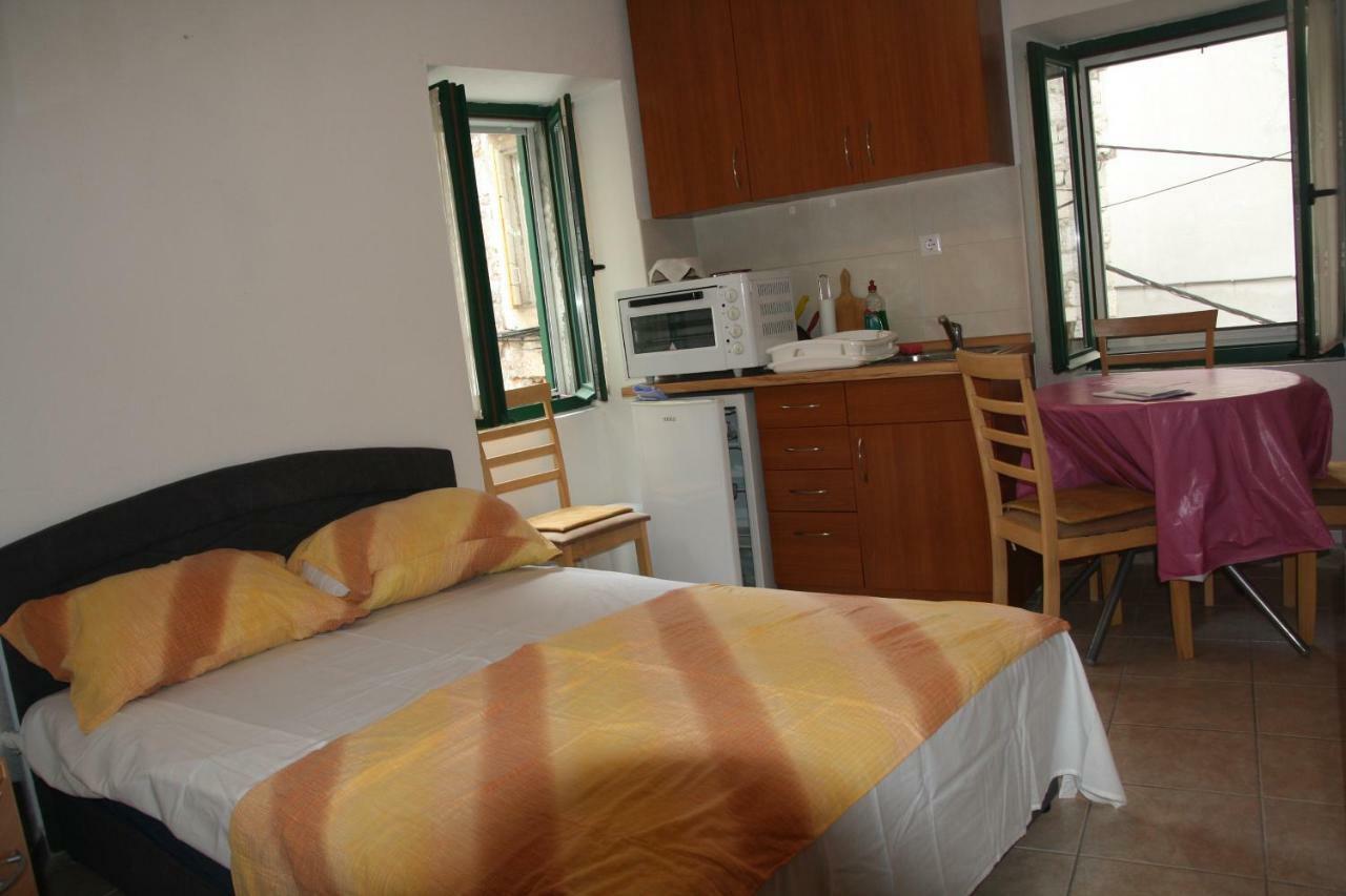 City Coast Apartments Sibenik Luaran gambar